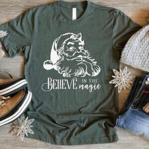 NEW Tultex Believe In The Magic Santa Tee Green Graphic Holiday Christmas